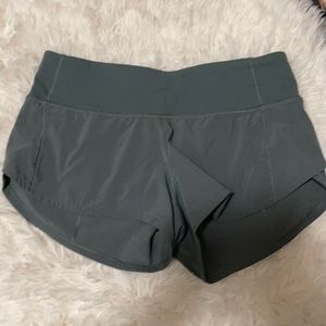 Iululemon green shorts